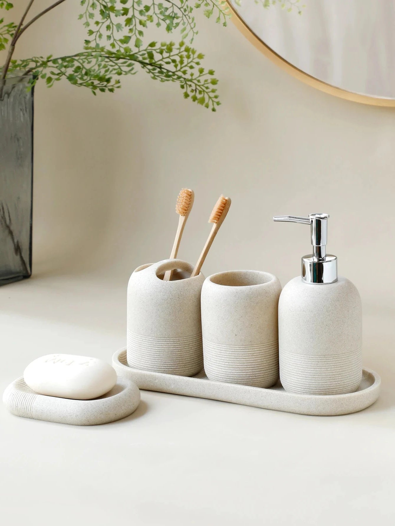 Elegant 5-Piece Resin Bathroom Accessory Set, ideal for luxurious bathroom decor