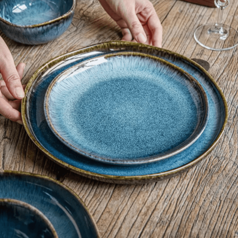 A stylish Ocean Breeze dinnerware set featuring modern design with ocean-inspired colours. 