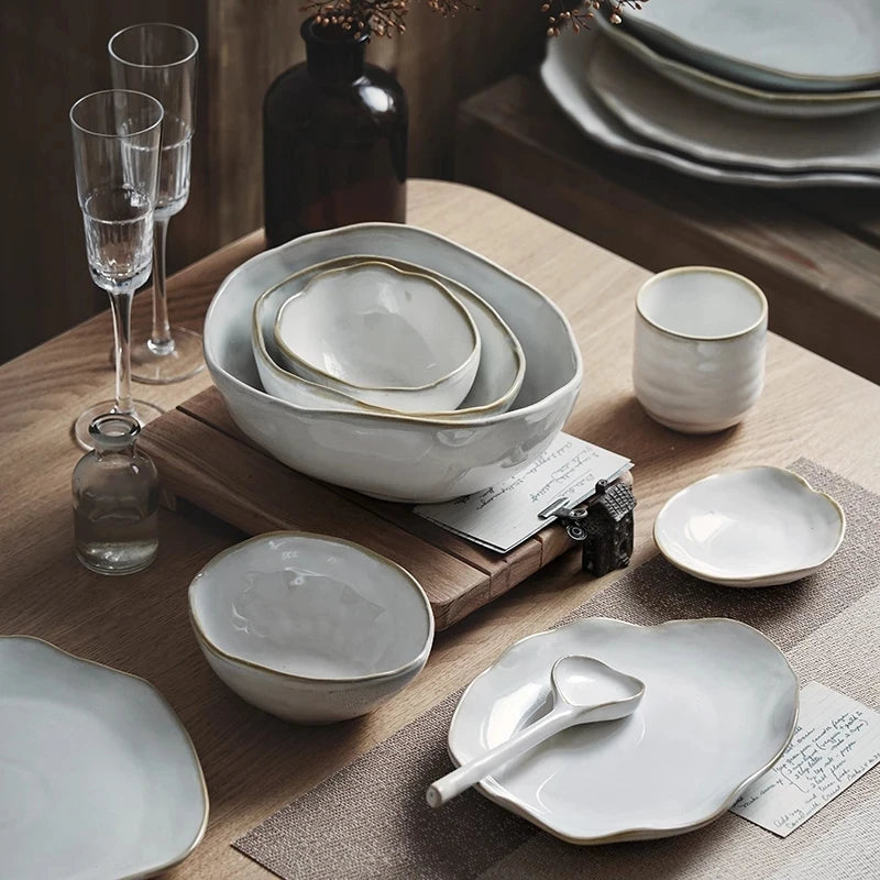 Stone-Inspired Design Deep Bowl - Crafted in minimalist elegance It's ideal for neutral-toned environments, adding a touch of sophistication to your table setting with a high-quality porcelain material.